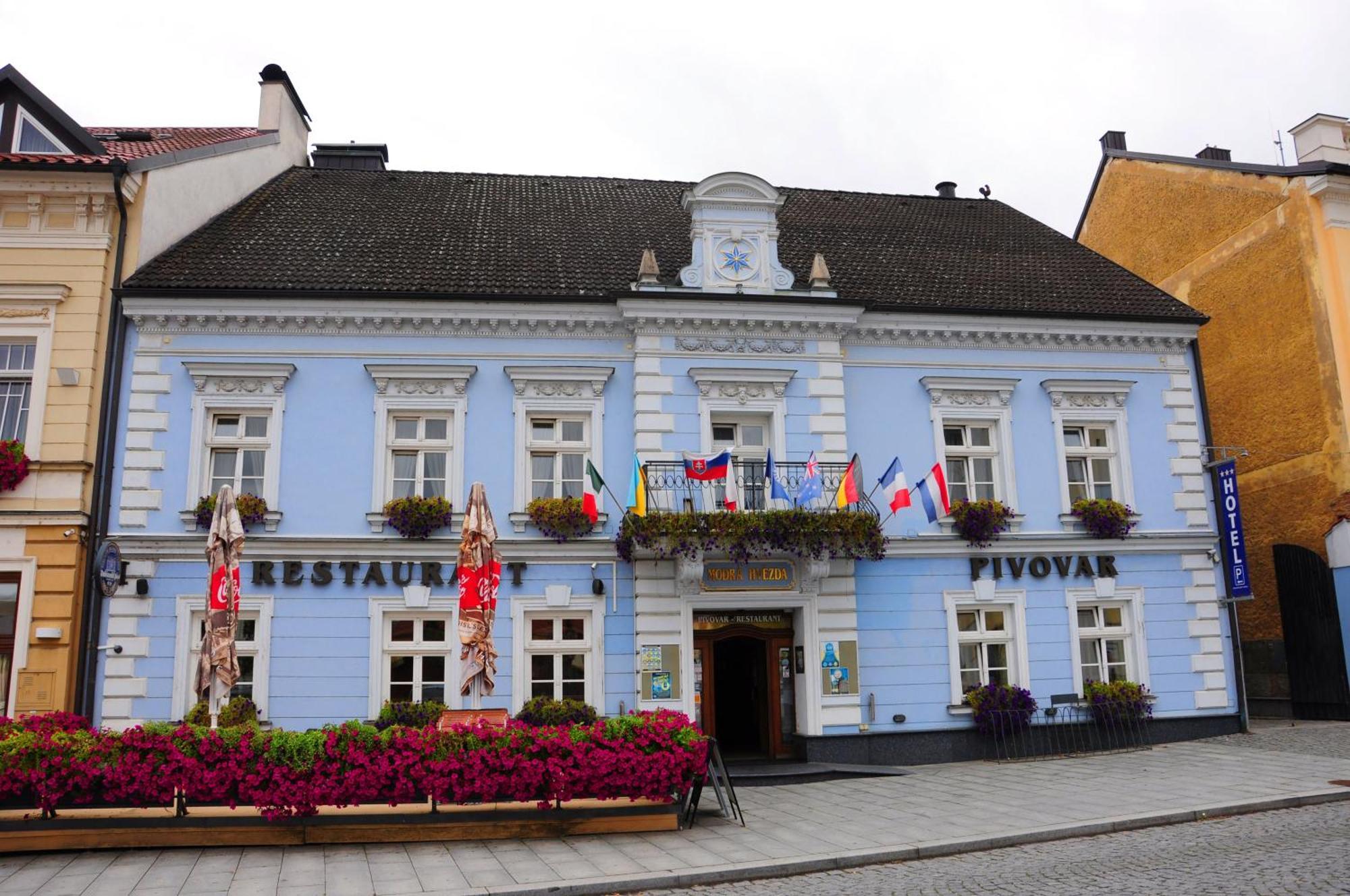Hotel Restaurant Modra Hvezda Dobřany Εξωτερικό φωτογραφία